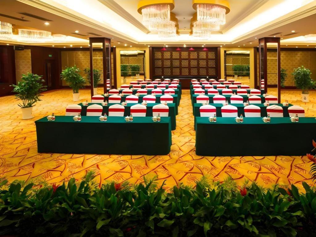 Feicheng Blossom Hotel Exteriér fotografie