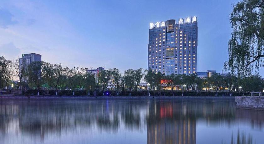 Feicheng Blossom Hotel Exteriér fotografie